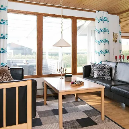 Three-bedroom Holiday In Juelsminde 3 Feriehus *